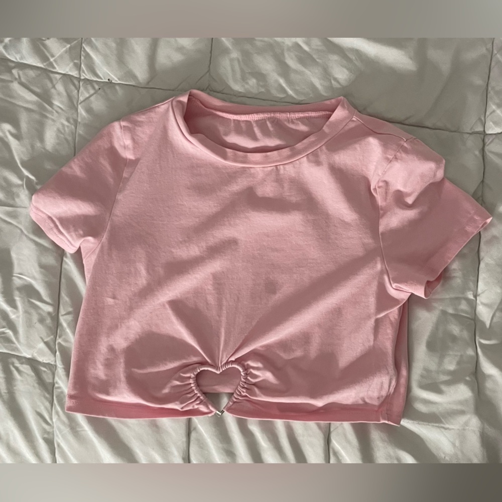 pink cropped heart cut out short sleeves.
